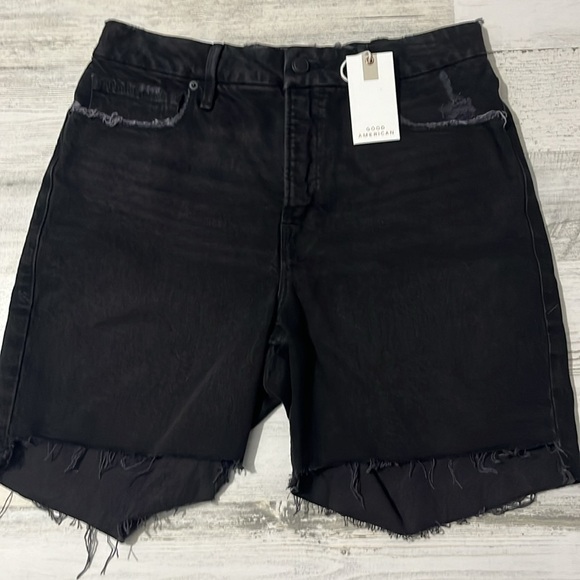 Good American Good 90’s Icon Distressed Shorts Size 4  NWT - Picture 2 of 12